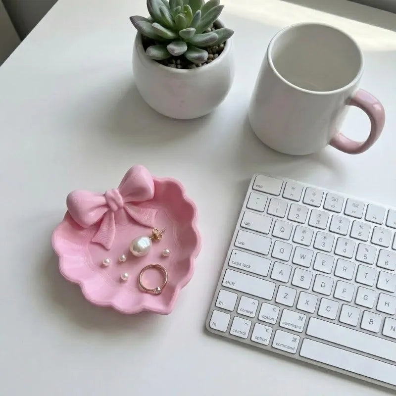 Heart-Shaped 3D Printed Jewelry Tray with Pink Bow, Elegant Decor for Table, Sink & Office Desk, Perfect for Jewelry Storage