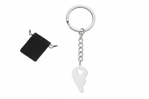 Customized Name Half Heart Keychain Stainless Steel Couple Heart Engraved Keychain Couple Key Bag Accessories Jewelry Gifts